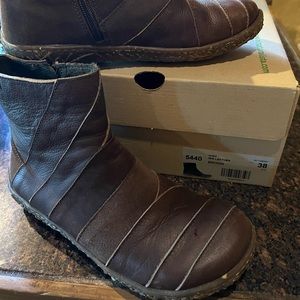 El Naturalista Boots